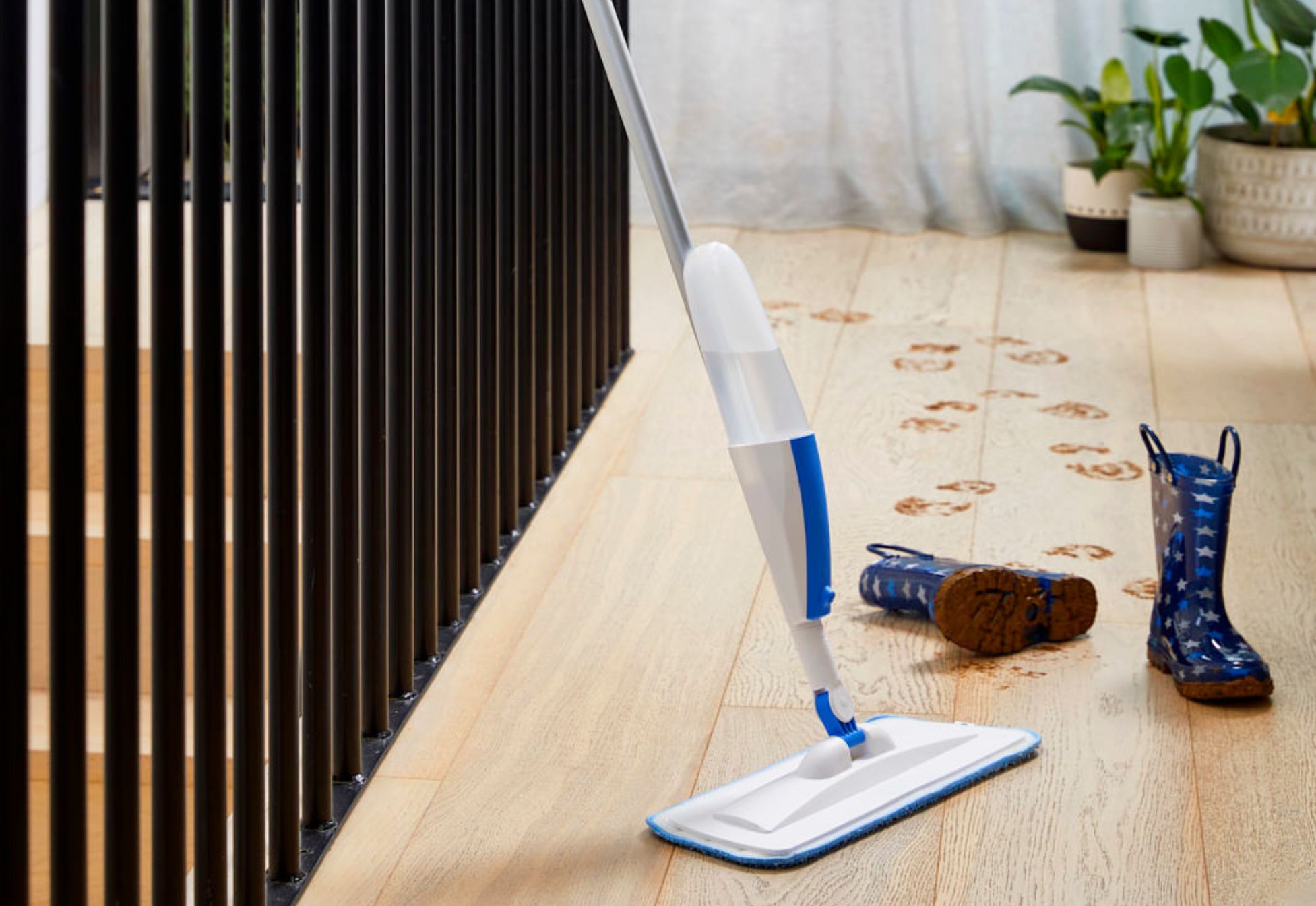 Oates Ezy Spray Mop